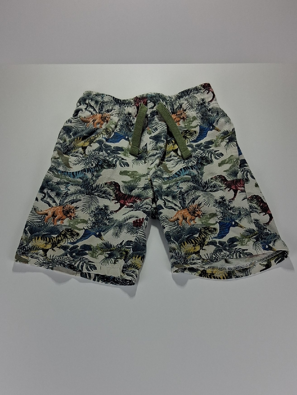 Boys 365 Kids Garanimal Shorts Size 6 Dinosaur Print with Front Drawstring